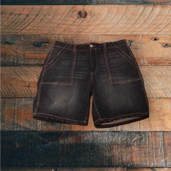 Time & Tru High Rise Jean Shorts - Picture 3 of 3